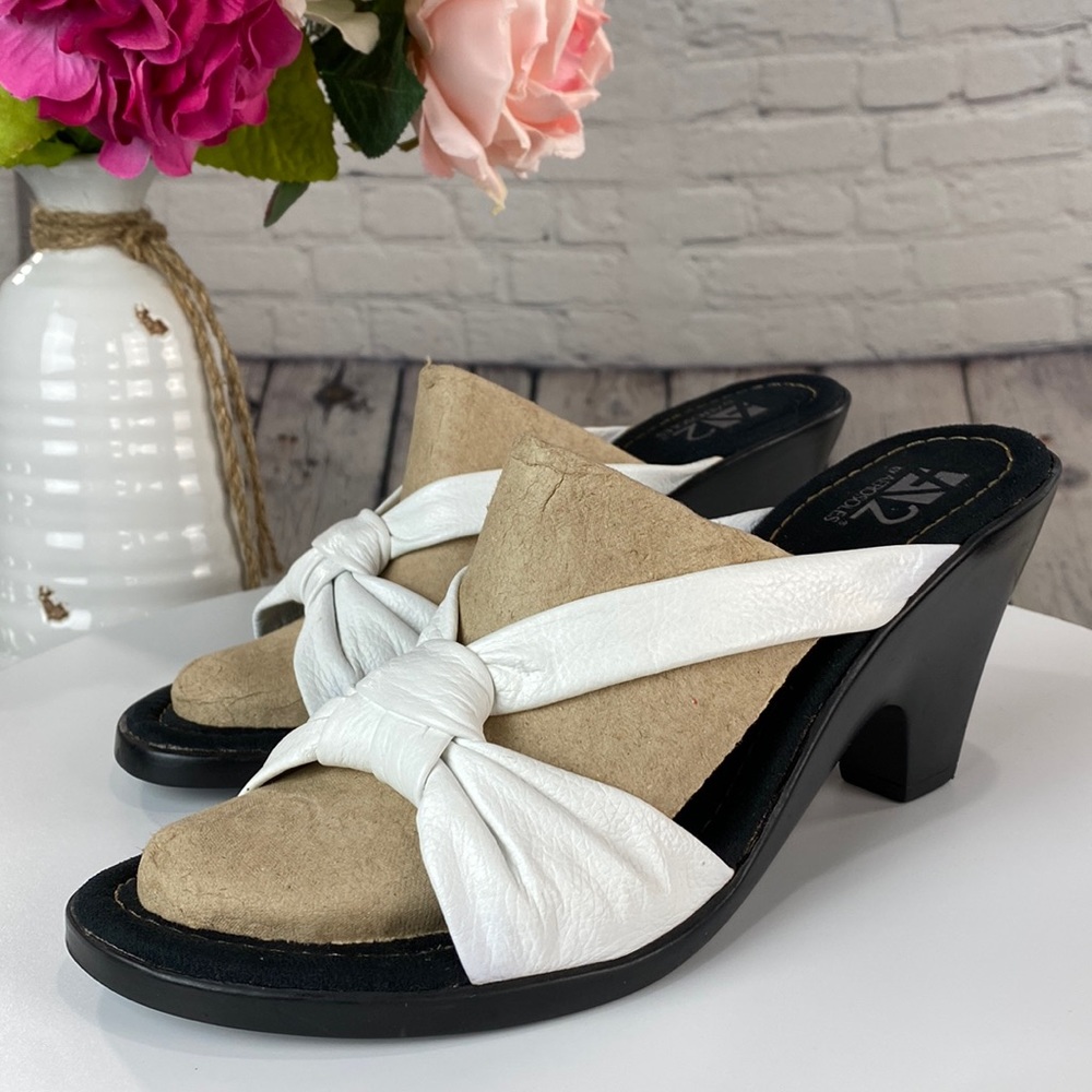 A2 by AEROSOLES White & Black Leather Slip On Comfy Heels